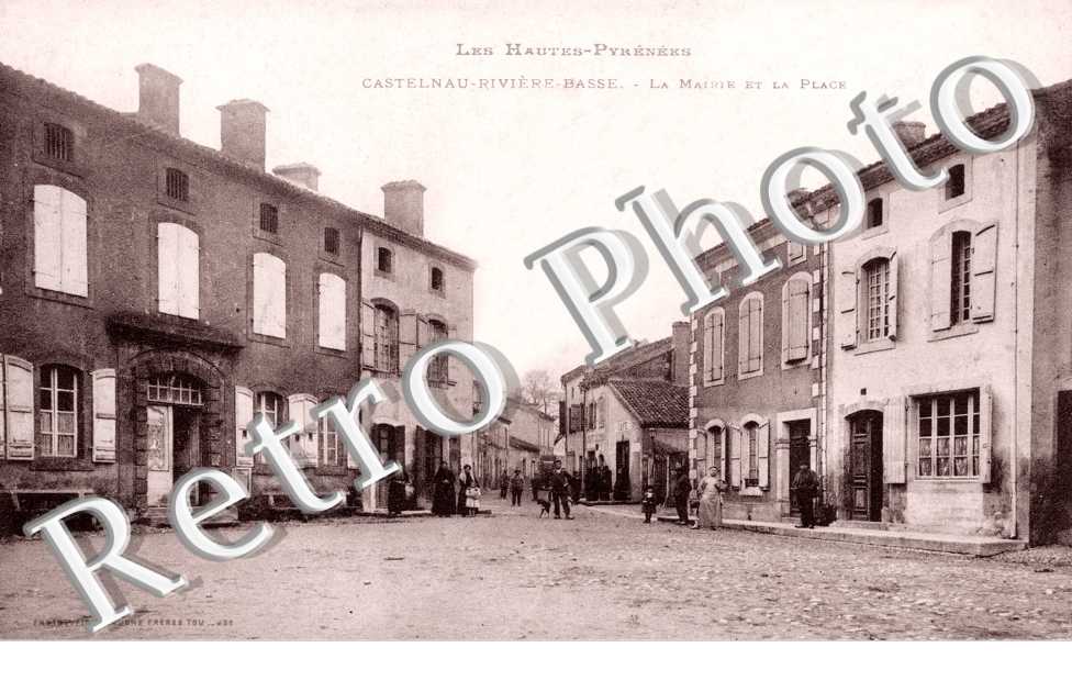 La Mairie et la Place