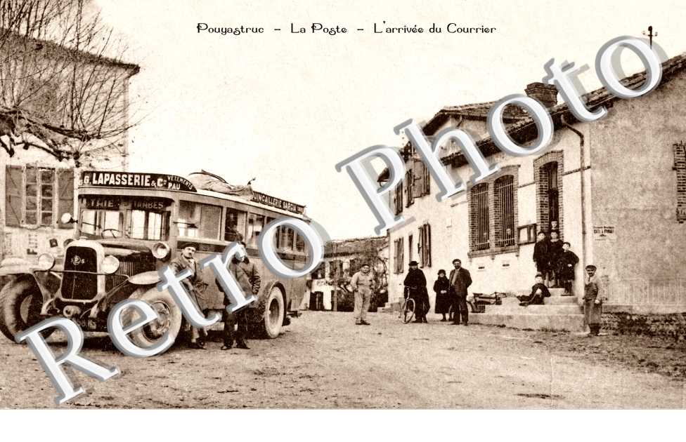 La Poste - l'arrivee du courrier