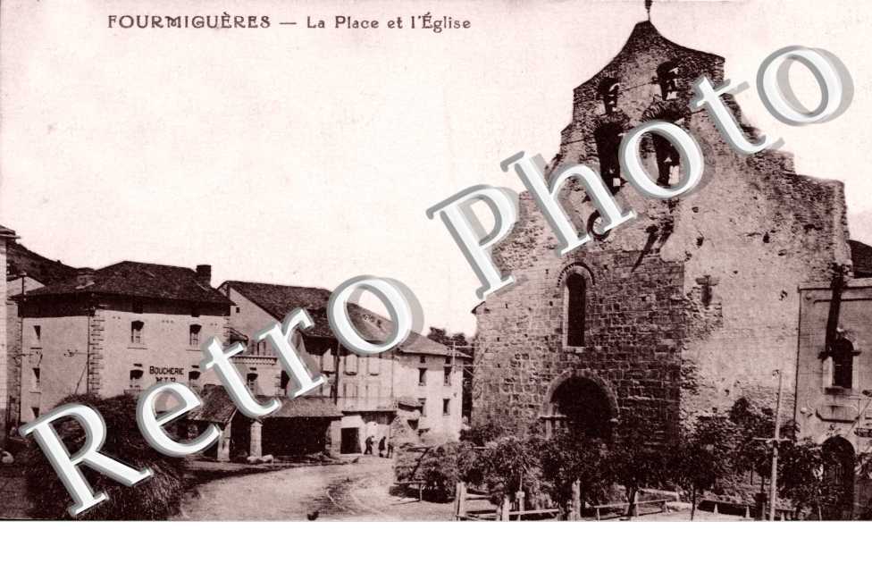 la Place et  l'eglise