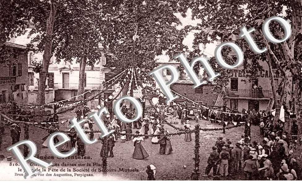 OLETTE LES DANSES SUR LA PLACE LE JOUR DE FETE
