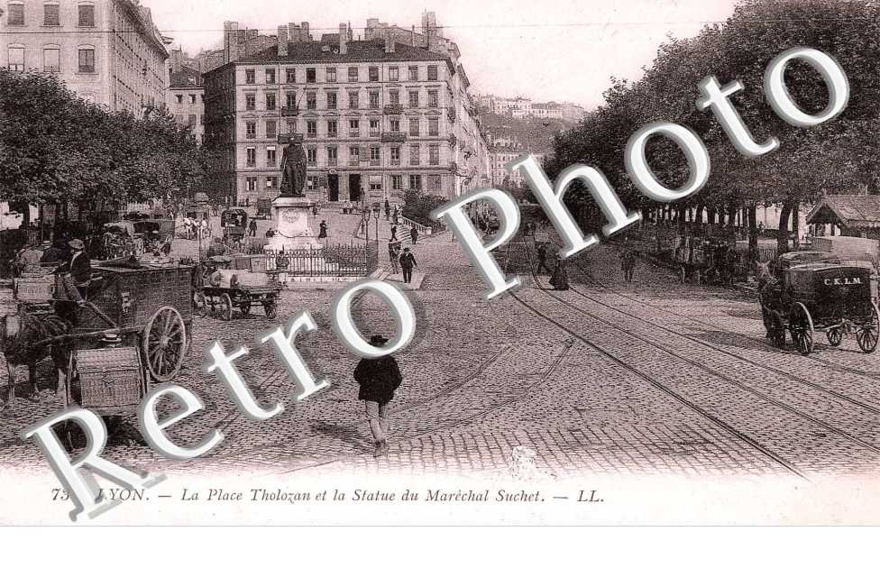 la place Tolozan