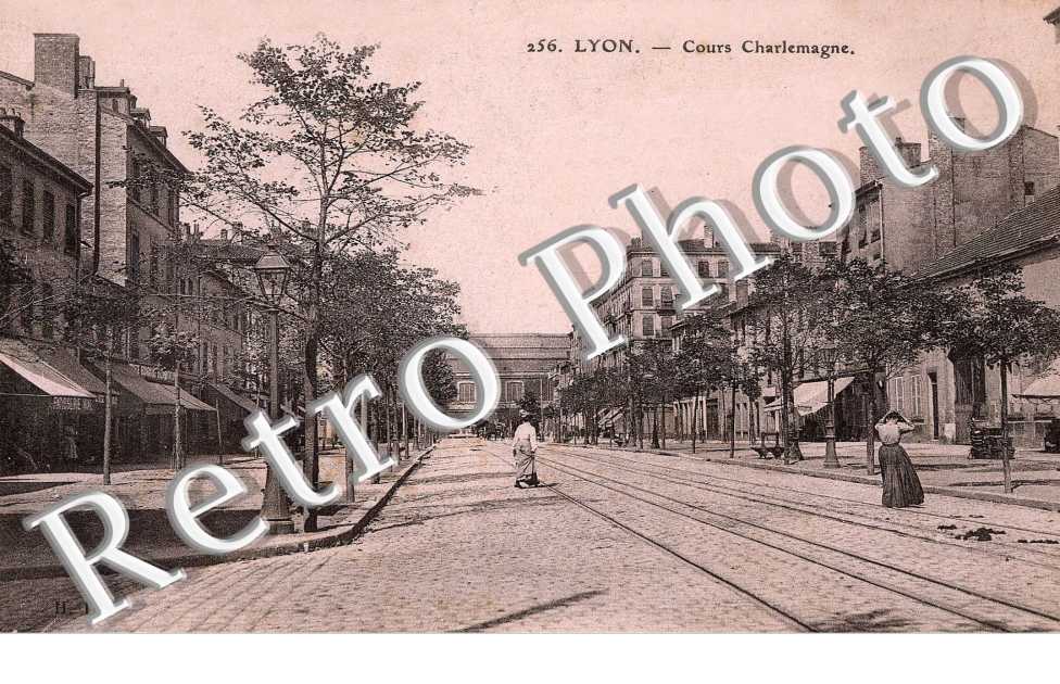 cours Charlemagne