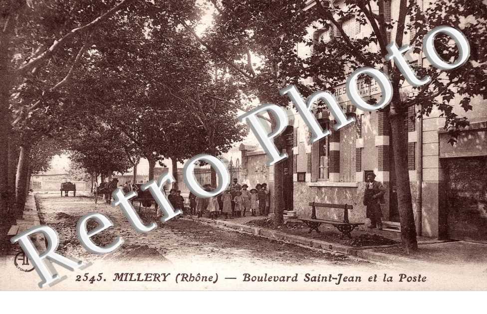 Boulevard Saint Jean et la poste