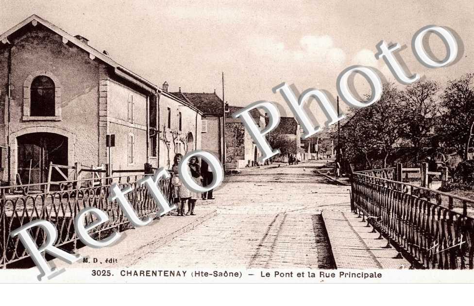 le pont et la rue principale