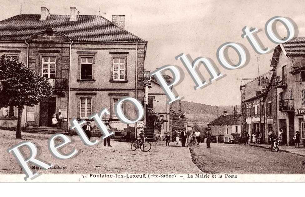 la mairie et la poste