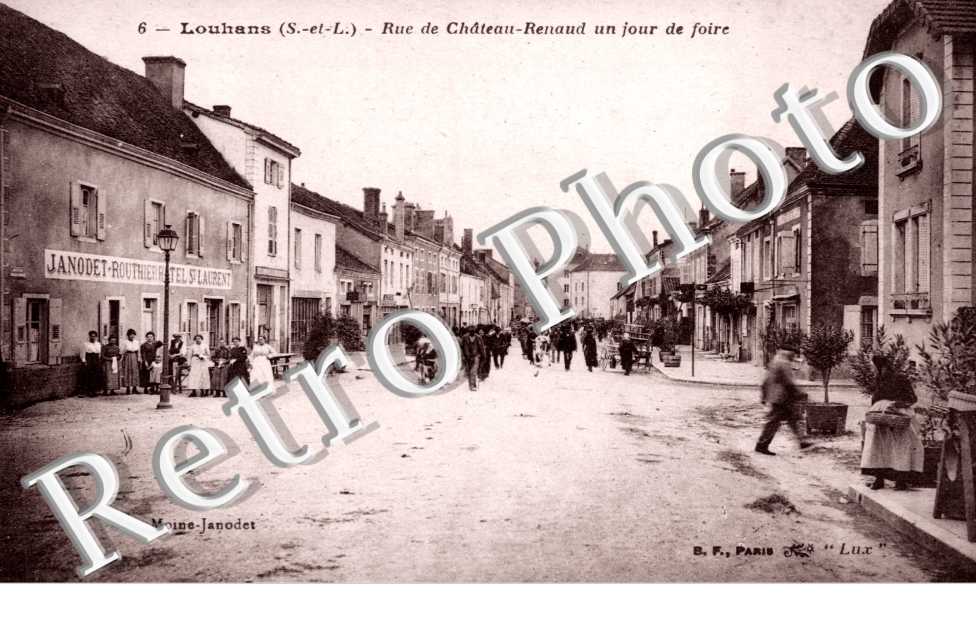 Rue de Château Renaud un jour de foire