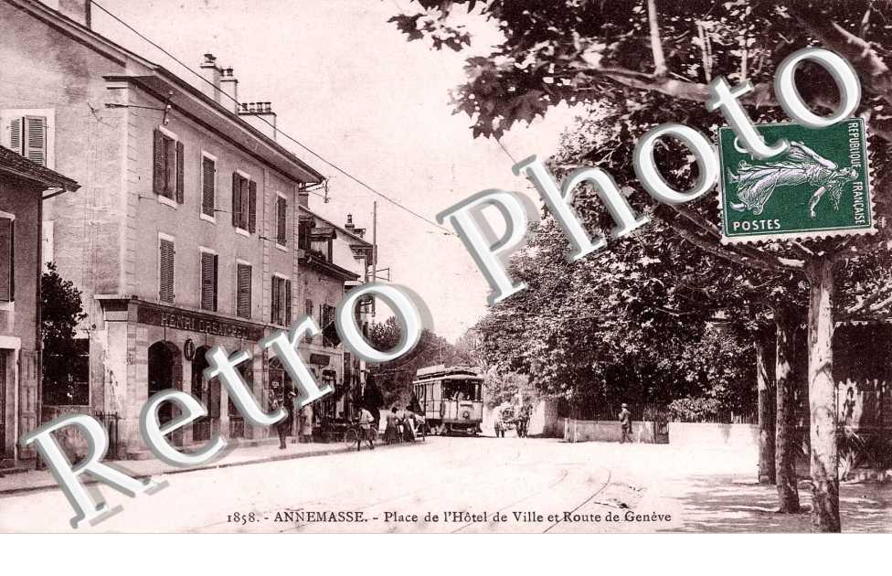 place de l'hotel de ville et route de geneve