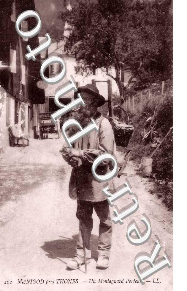 Un montagnard porteur