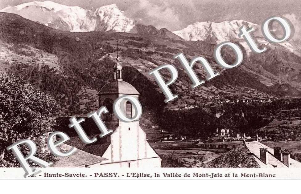 LA VALLEE DE MONT-JOIE ET LE MONT BLANC