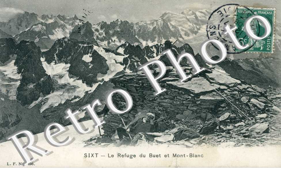 Le Refuge du Buet et Mont Blanc