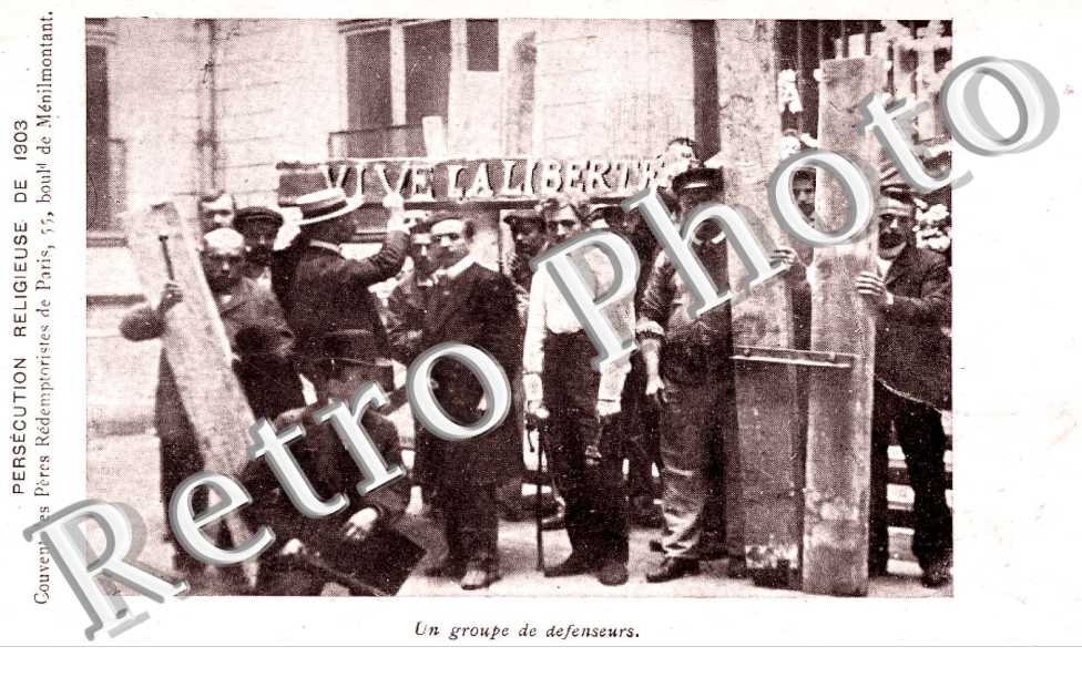 Couvent des Peres Redemptoristes, Un Groupe de defenseurs 55 boulevard de Menilmontant