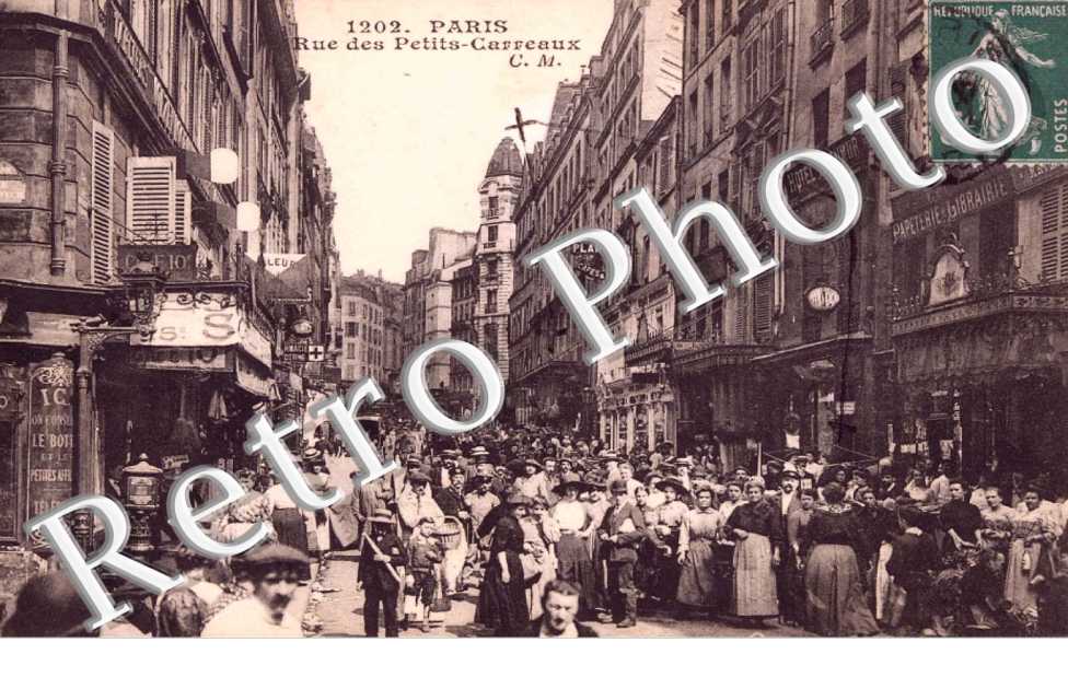 RUE DES PETITS CARREAUX