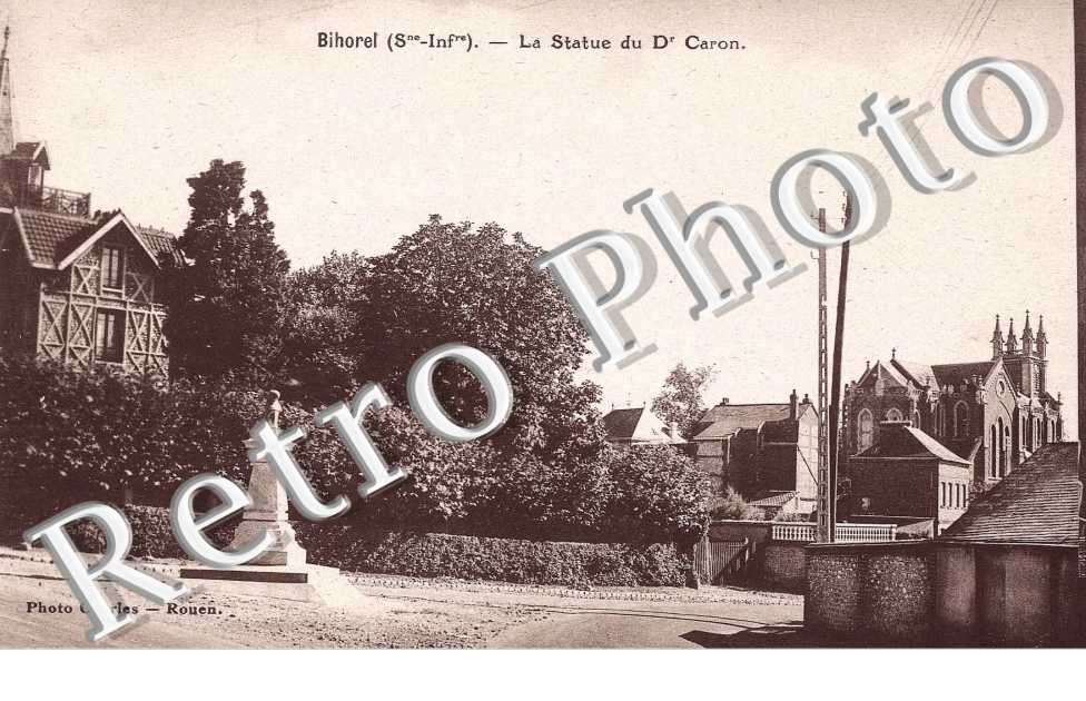 la statue du Docteur Caron