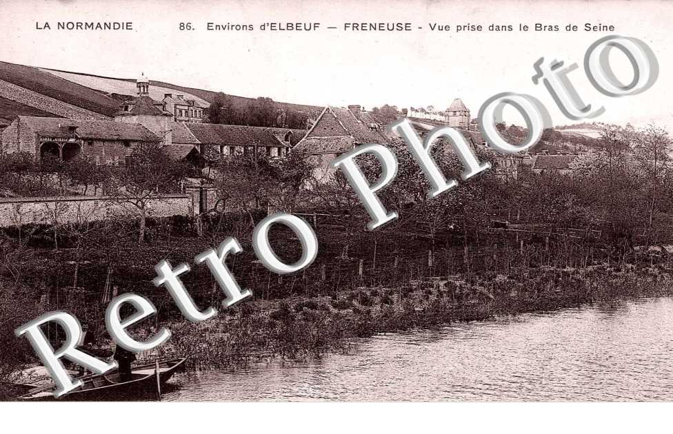 vue prise dans le Bras de Seine