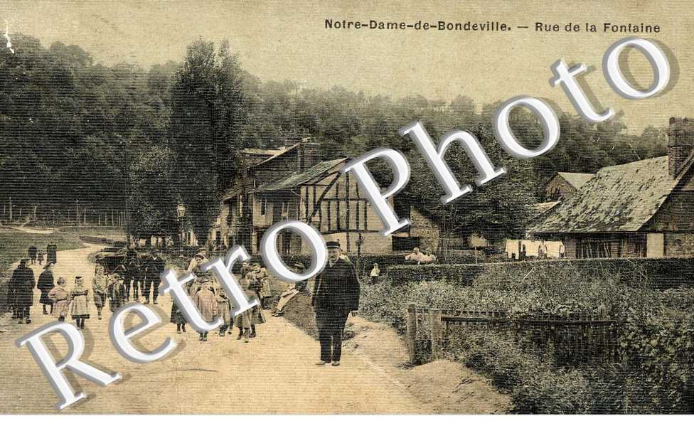 Rue de la fontaine