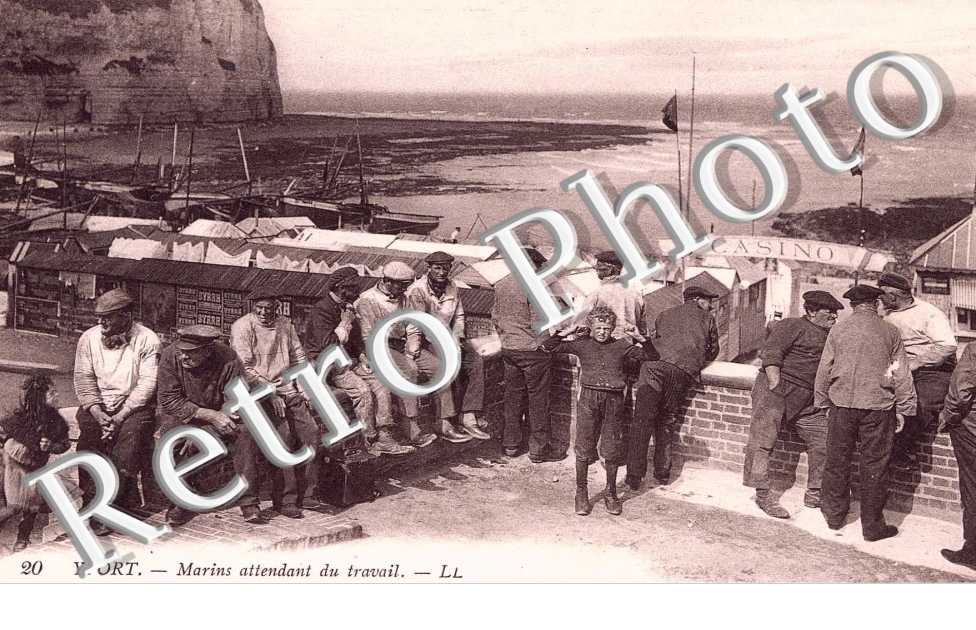 Marins attendant du travail - Peche