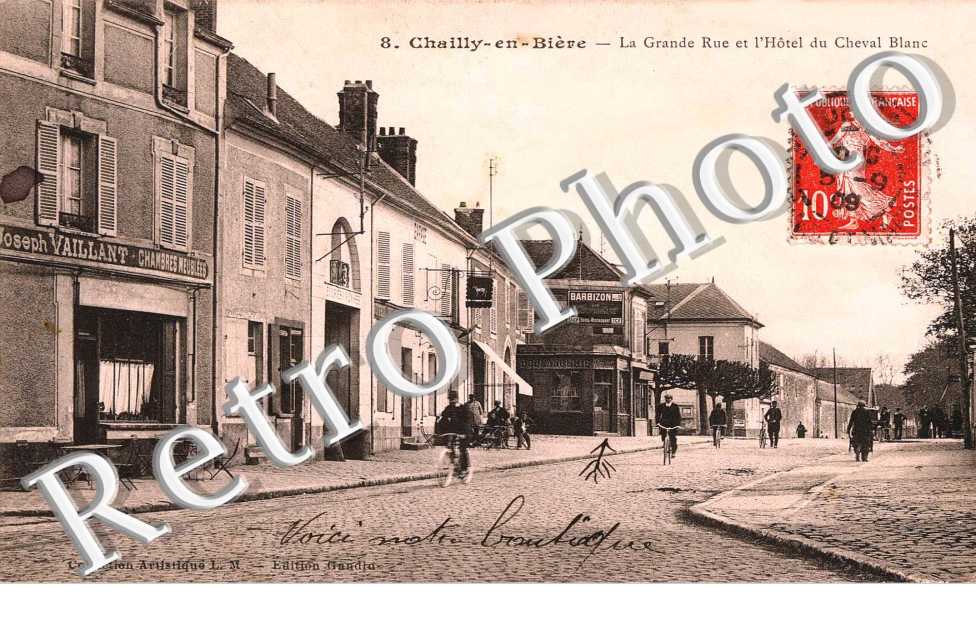 la Grande Rue et l'hotel du Cheval Blanc