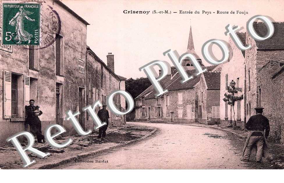 entree du pays, route de Fouju