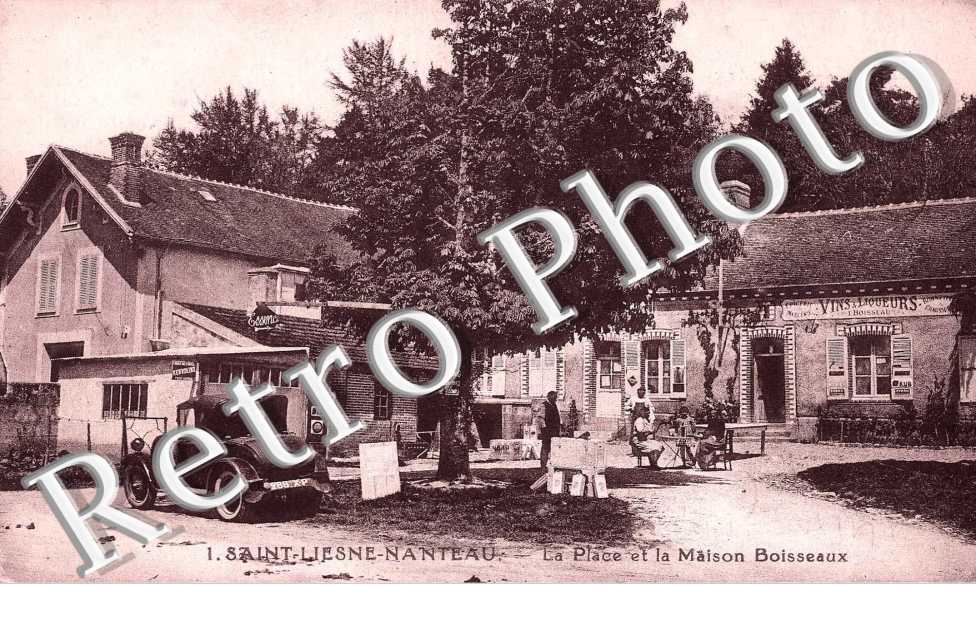 La place et la maison Boisseaux