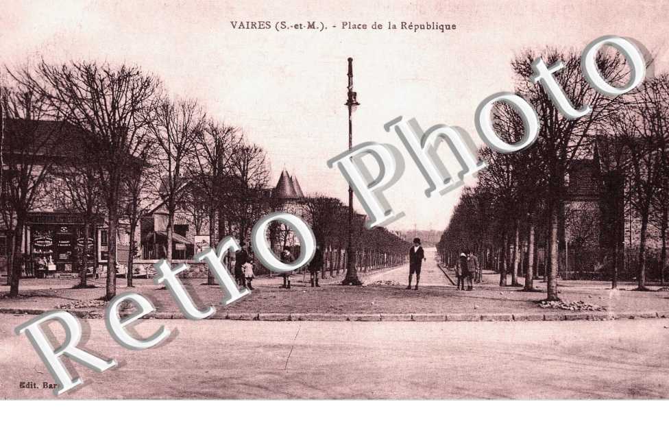 PLACE DE LA REPUBLIQUE
