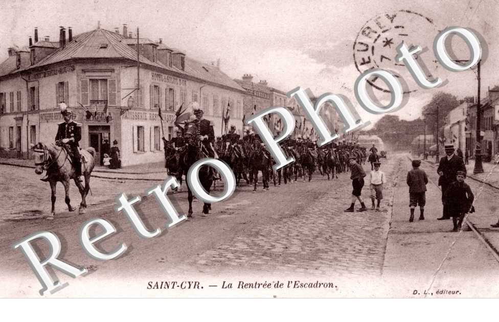 LA RENTREE DE L'ESCADRON