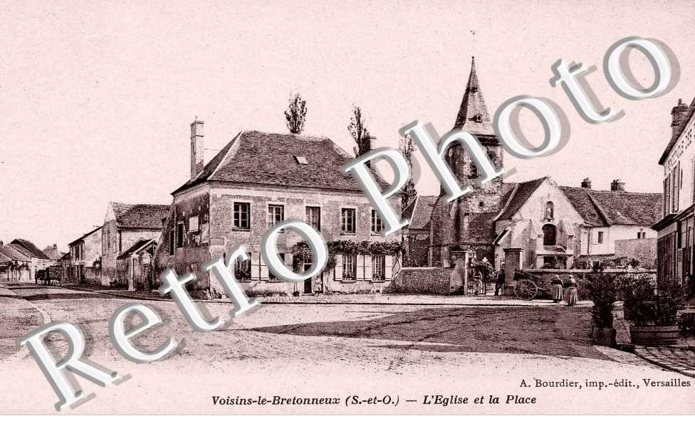 L'EGLISE ET LA PLACE