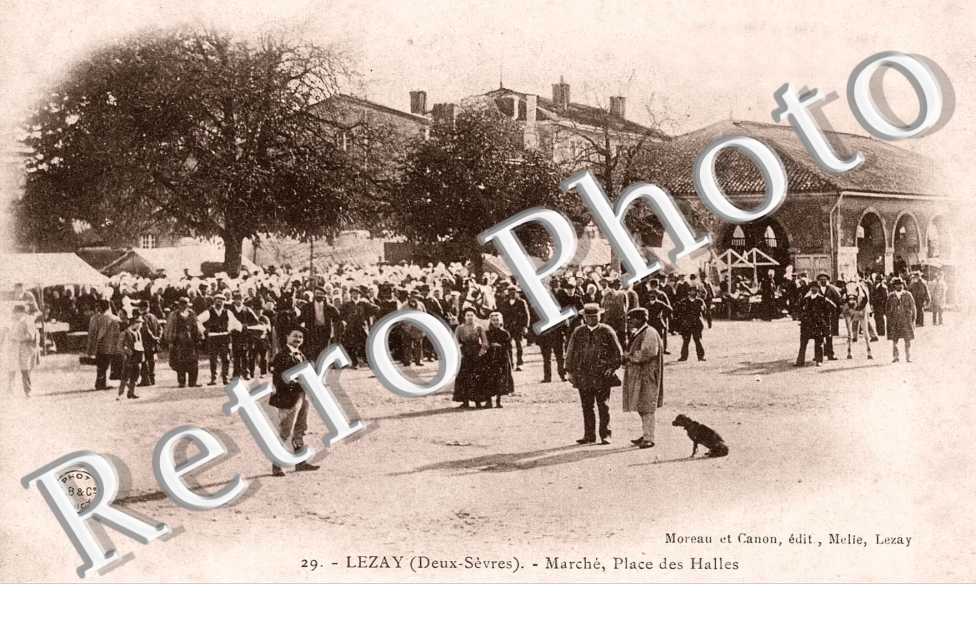 marche, place des Halles