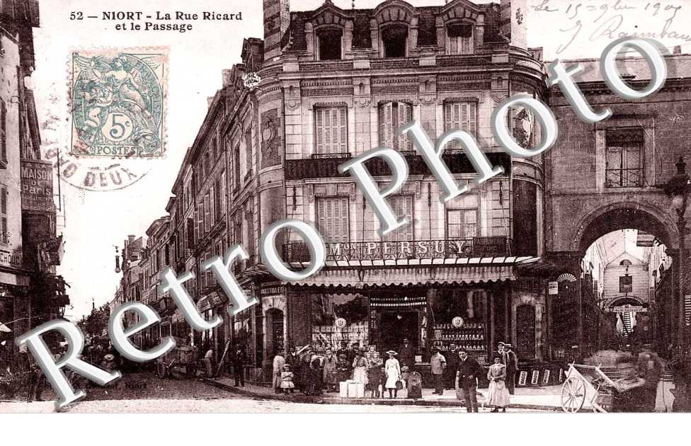 La rue Ricard et le Passage