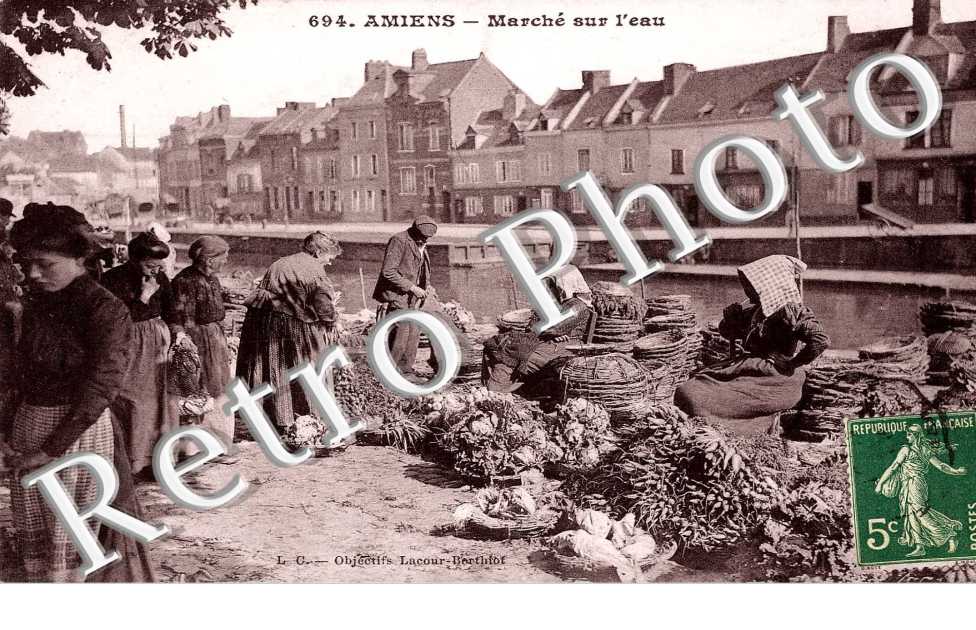 Marché sur l'Eau