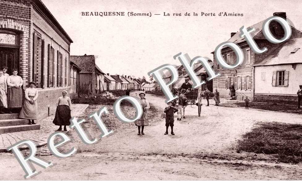 La rue de la porte d'Amiens