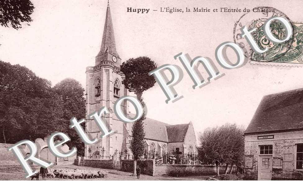 Eglise, Mairie, Entree du Chateau