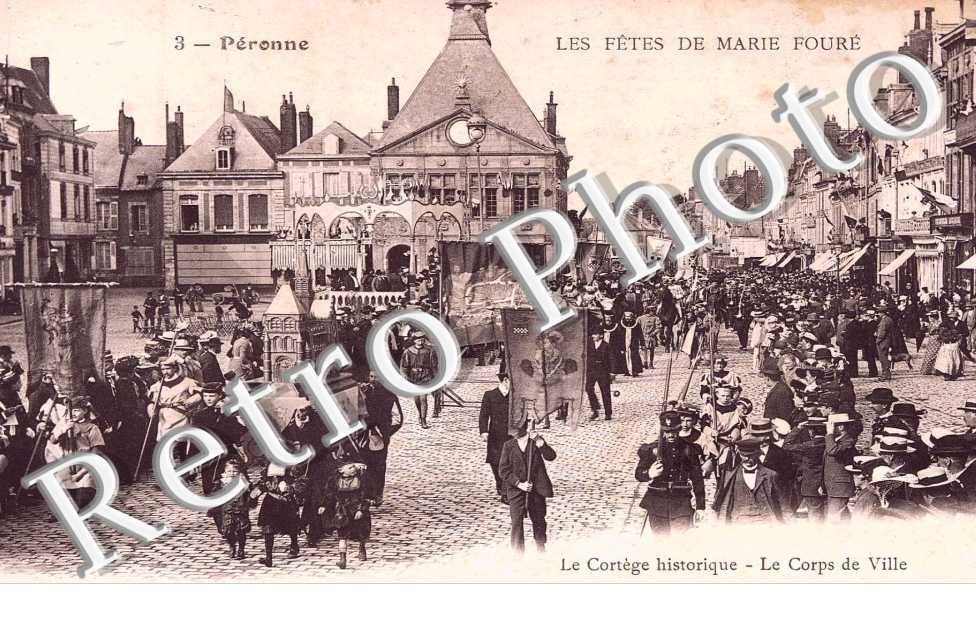 Les fetes de Marie Foure - cortege historique - Le corps de la ville