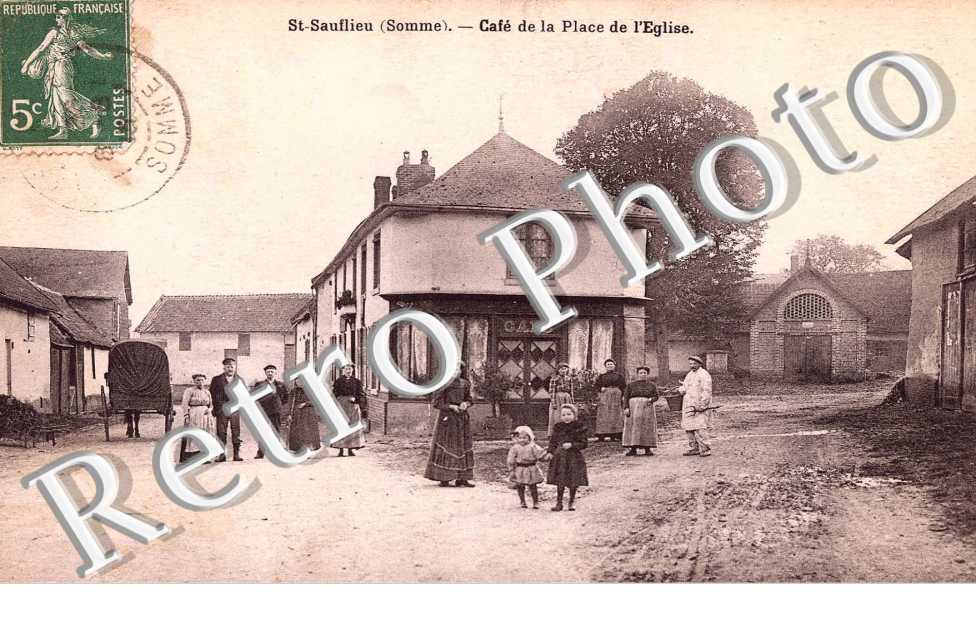 cafe de la place de l'Eglise