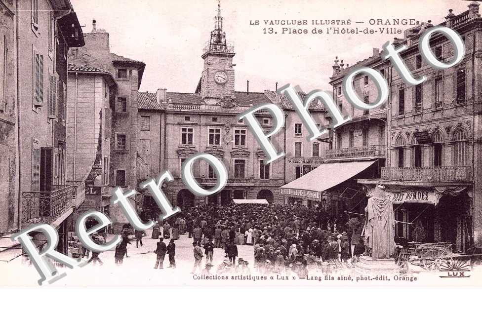 Place de l'Hotel de Ville