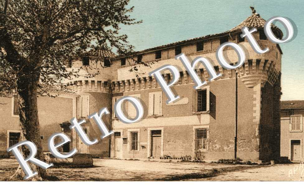 La poste - place du chateau