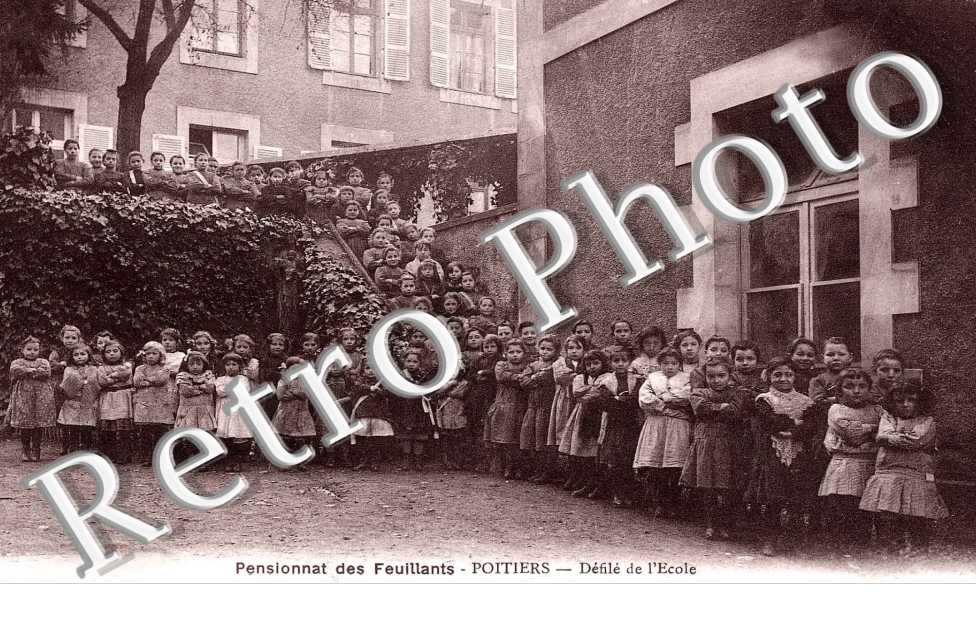 Pensionnat des Feuillants - Defile de l'Ecole