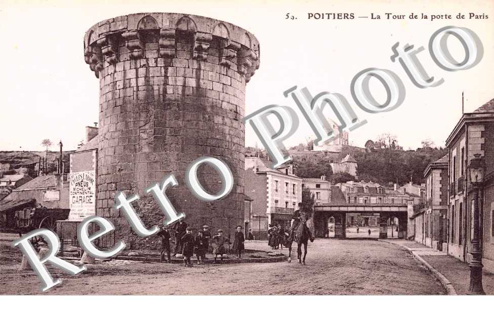 LA TOUR DE LA PORTE DE PARIS