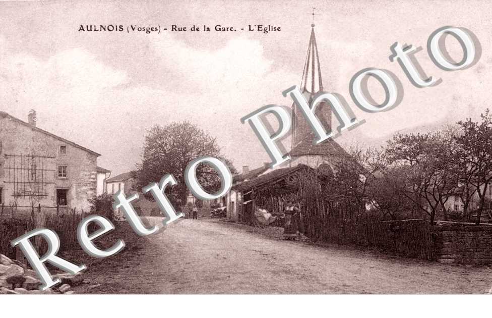 Rue de la gare - l'eglise