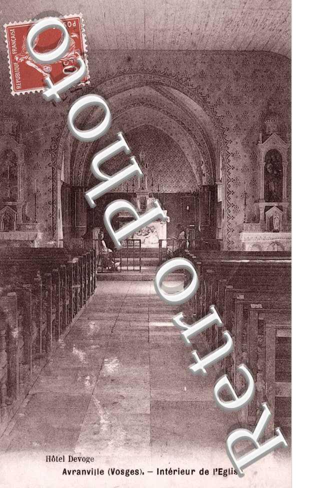 Interieur de l'eglise