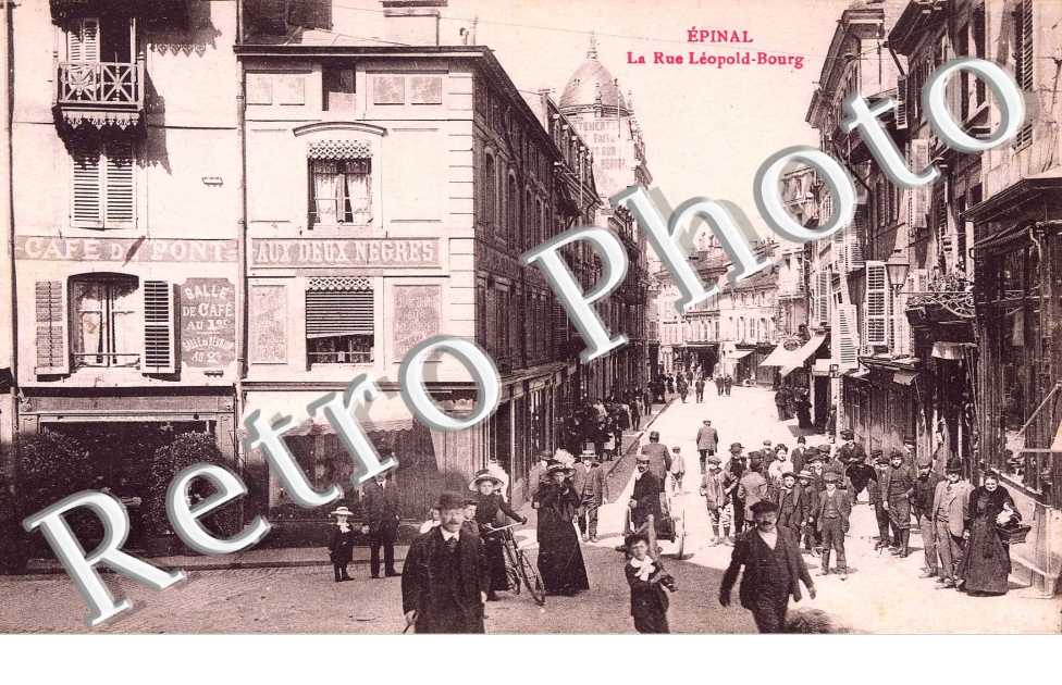 La Rue Léopold Bourg