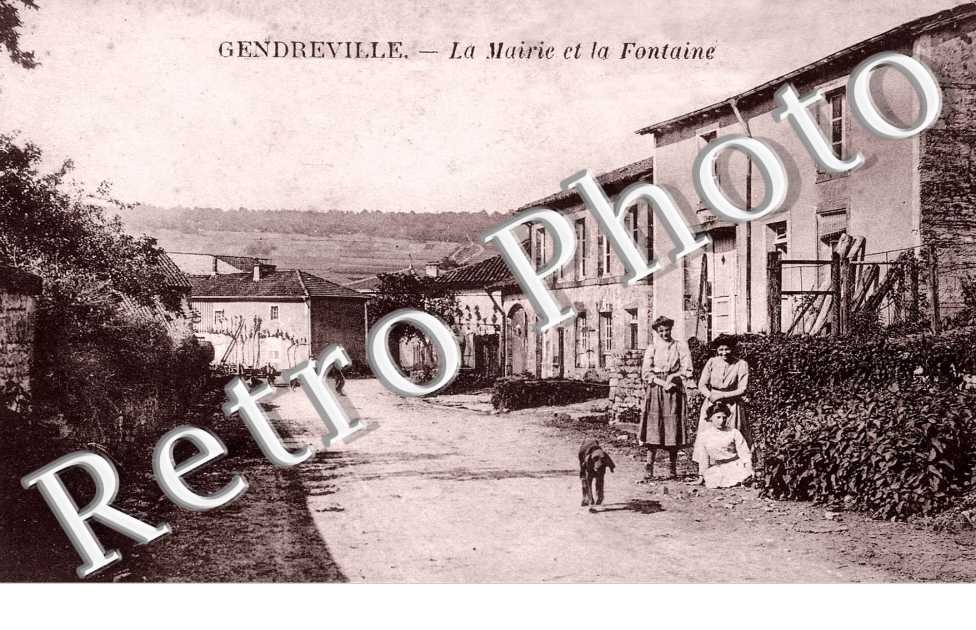 La Mairie et la Fontaine