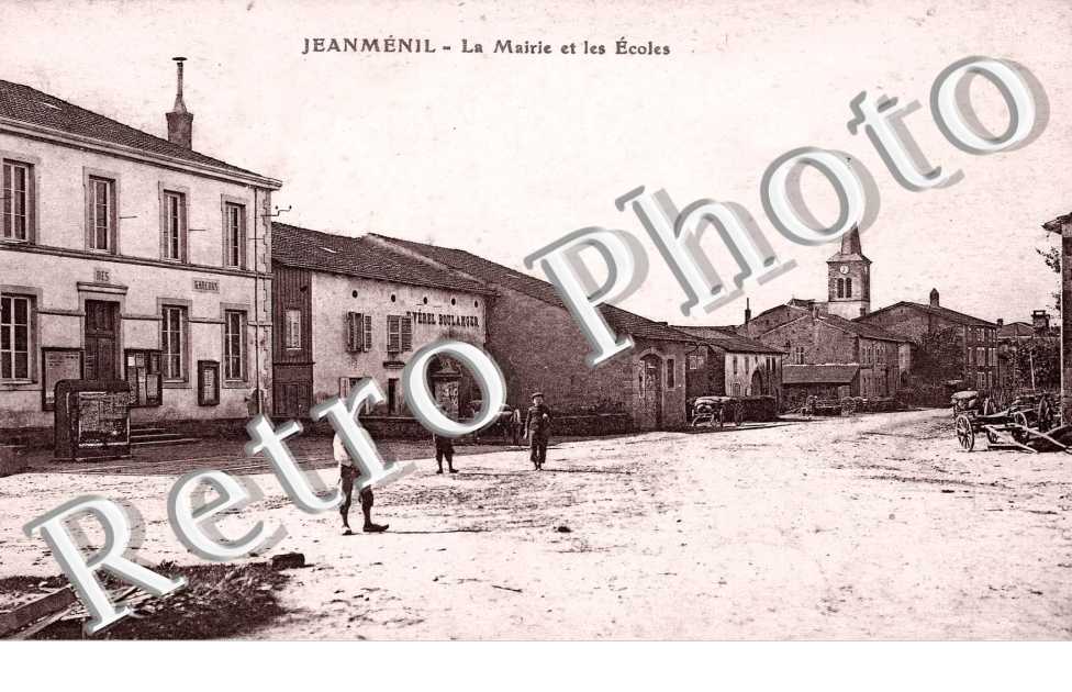 la mairie et les ecoles