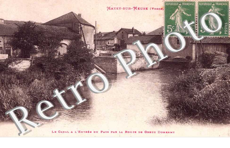 LE CANAL A L'ENTREE DU PAYS