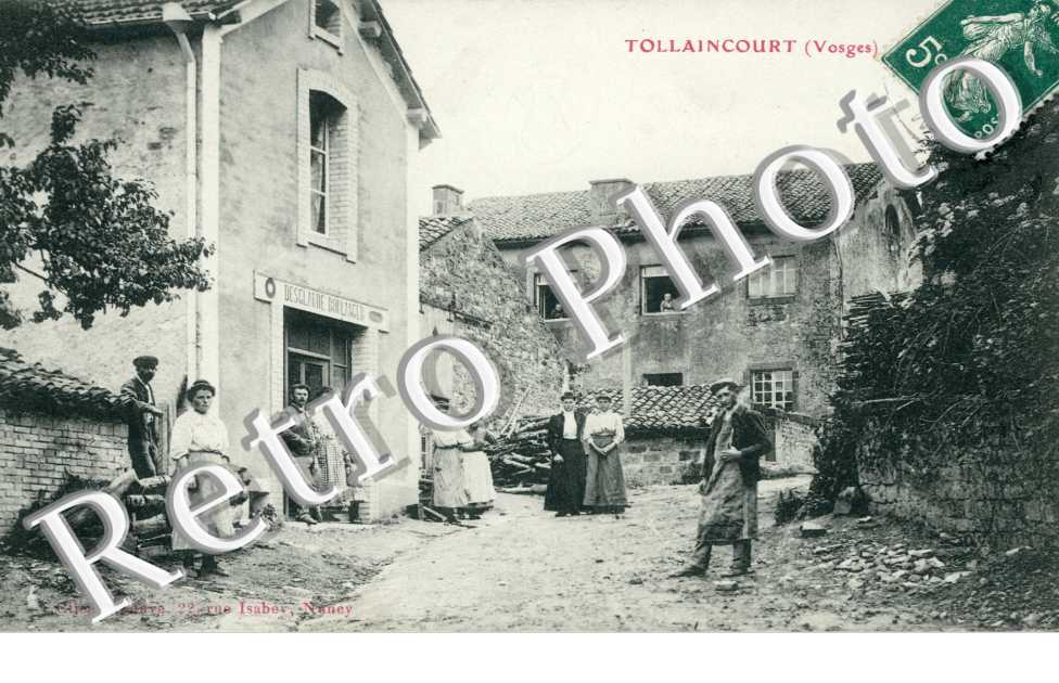(une rue et ses habitants)