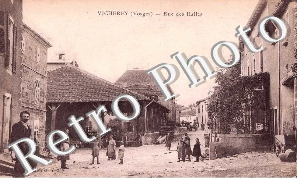 RUE DES HALLES