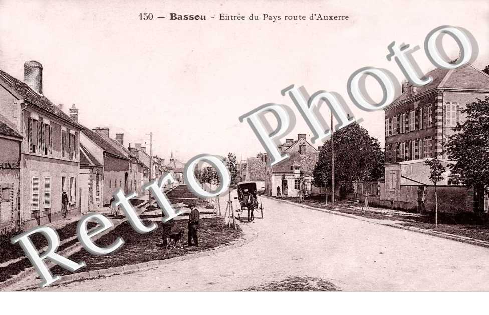 entree du pays, route d'Auxerre