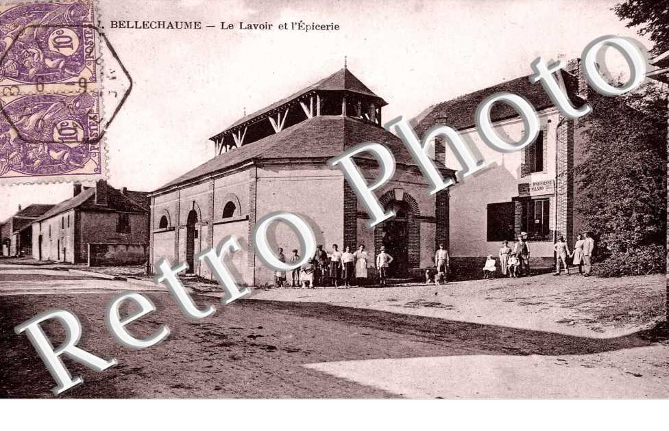 le lavoir et l'epicerie