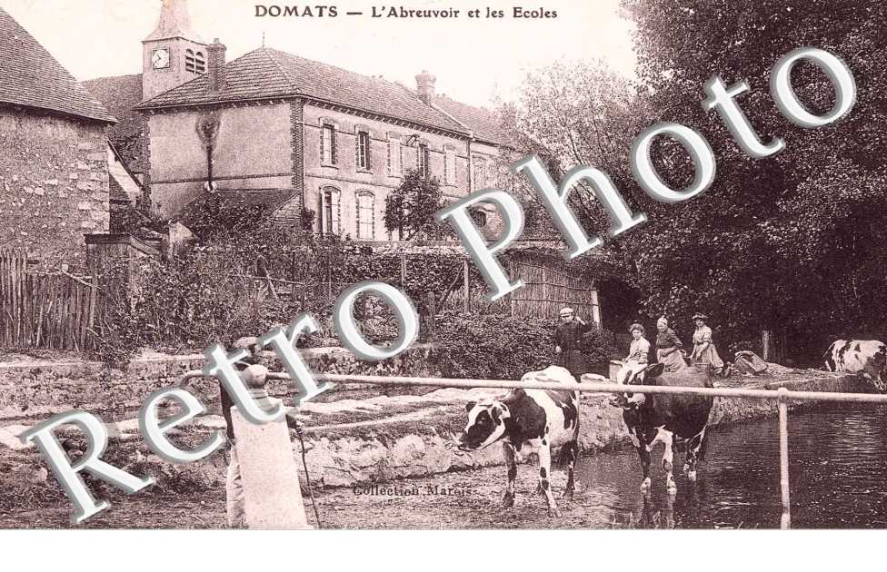 L'abreuvoir et les ecoles