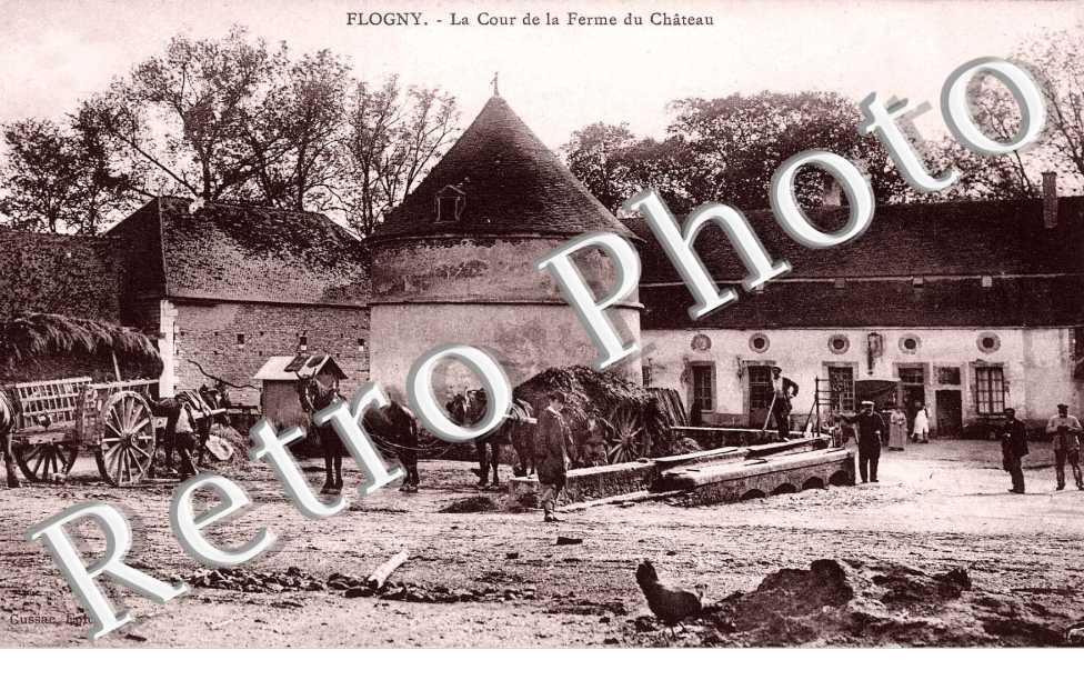 la cour de la ferme du chateau