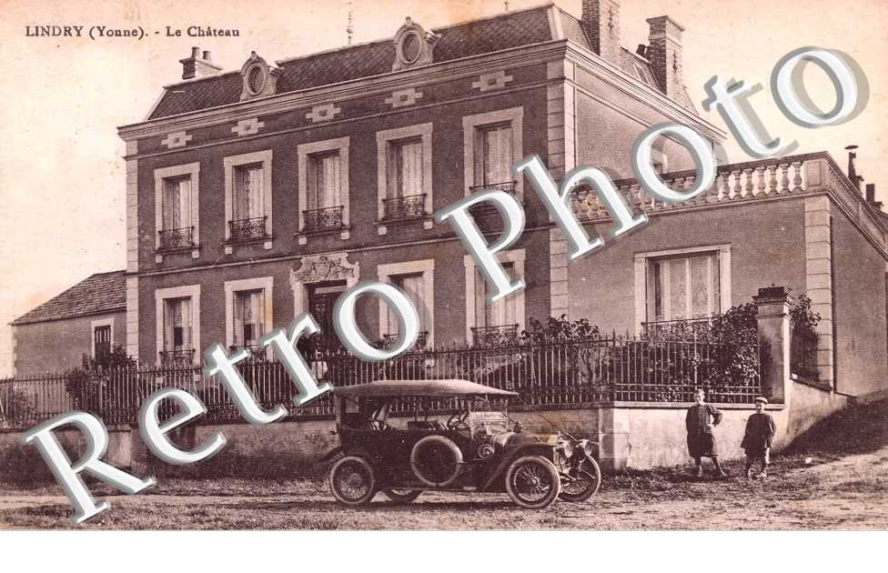 LE CHATEAU